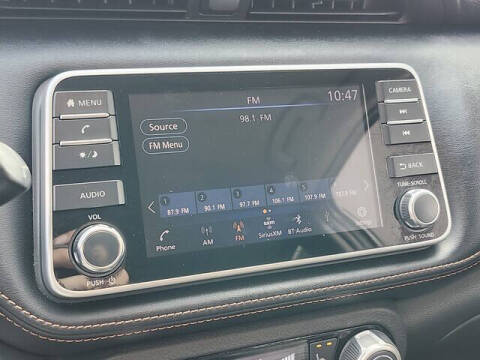 2019 Nissan Kicks SR