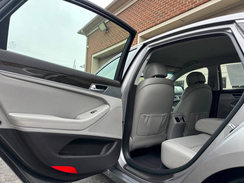 2020 Genesis G80