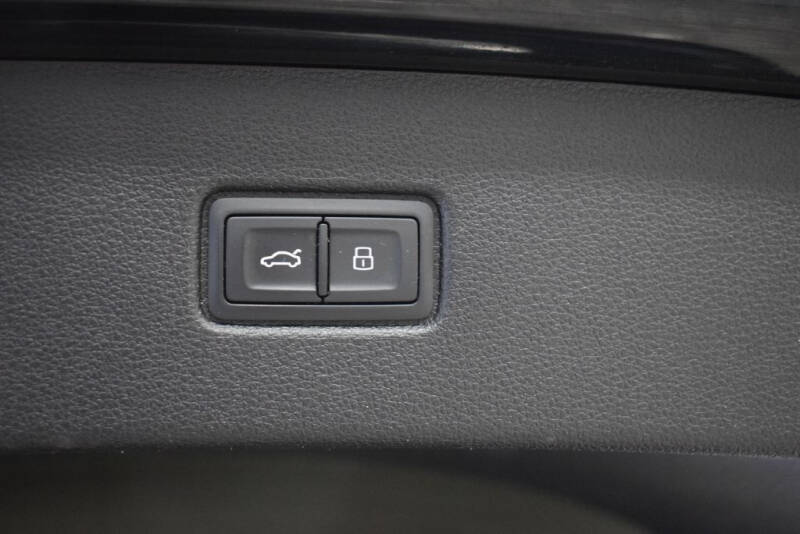 2017 Audi Q7 3.0T quattro Premium Plus