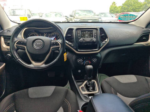 2018 Jeep Cherokee Latitude