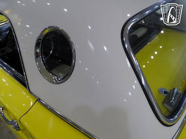 1957 Ford Thunderbird