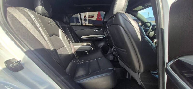 2022 Cadillac XT4 Premium Luxury