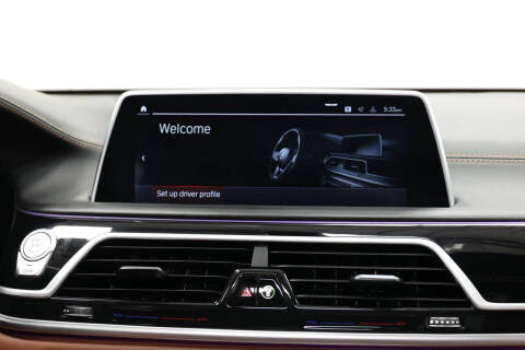 2022 BMW 7 Series M760i xDrive