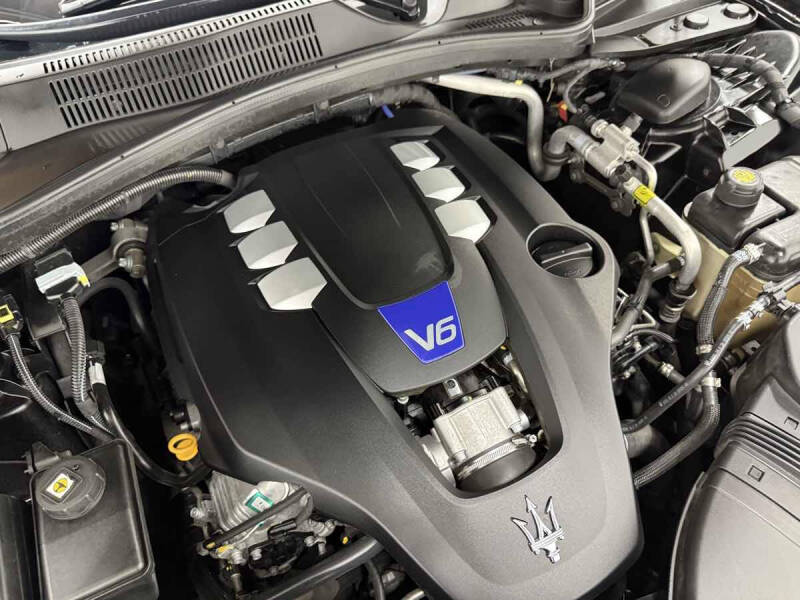 2017 Maserati Ghibli S