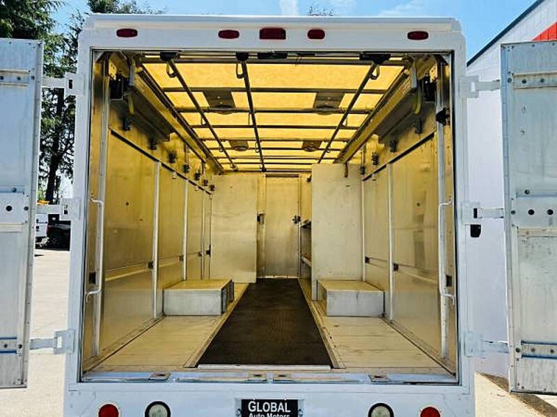 2006 Freightliner MT45 Chassis