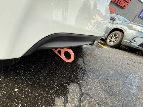 2015 Toyota Yaris 5-Door L