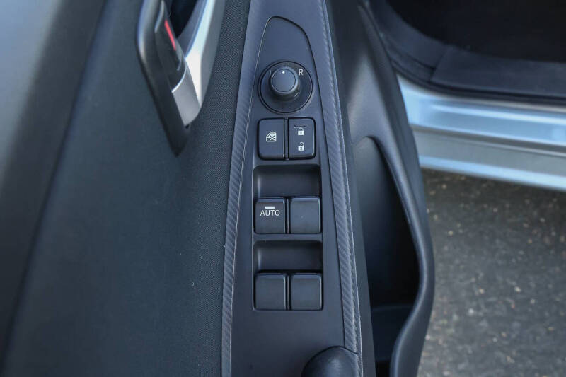 2019 Toyota Yaris LE