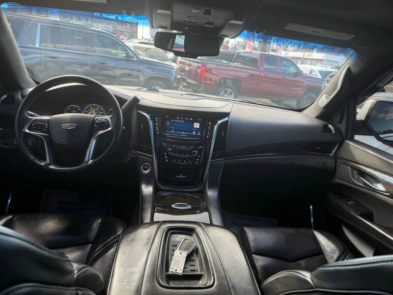 2015 Cadillac Escalade Platinum