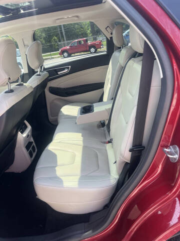 2017 Ford Edge Titanium
