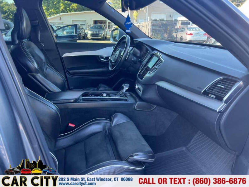 2017 Volvo XC90 T5 R-Design