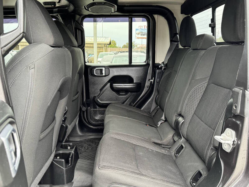 2021 Jeep Gladiator 80th Anniversary Edition