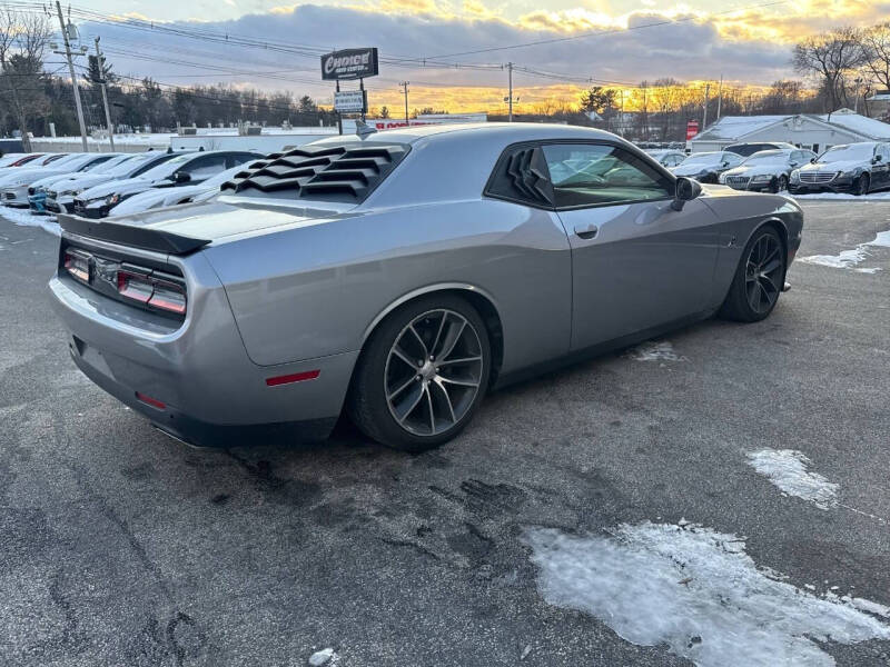 2016 Dodge Challenger R/T Scat Pack