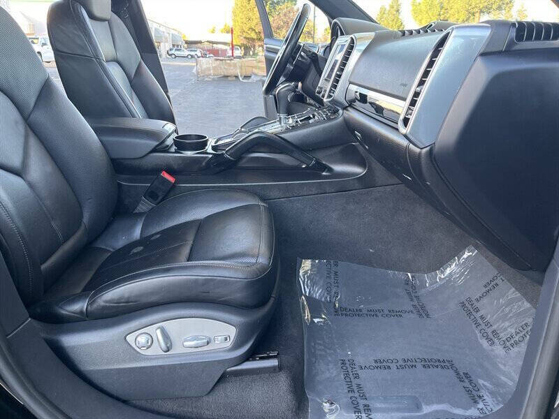 2017 Porsche Cayenne