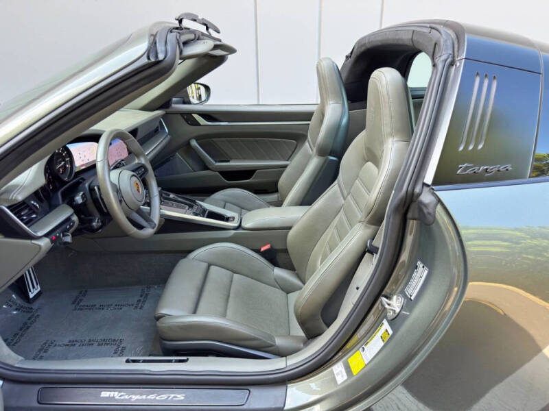 2022 Porsche 911 Targa 4 GTS