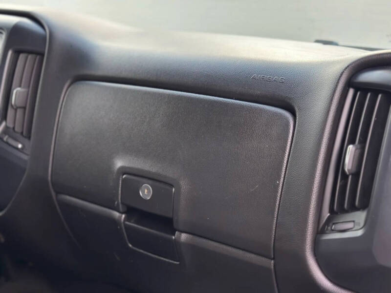 2017 Chevrolet Silverado 1500 Custom