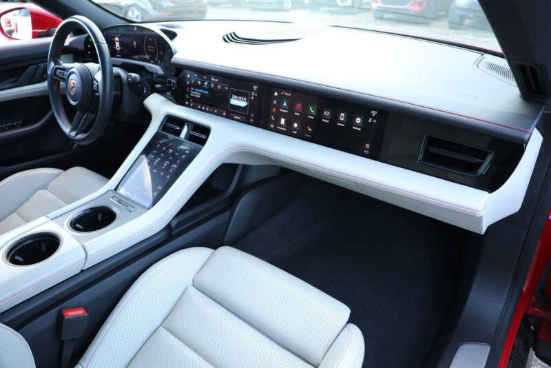 2024 Porsche Taycan 4S