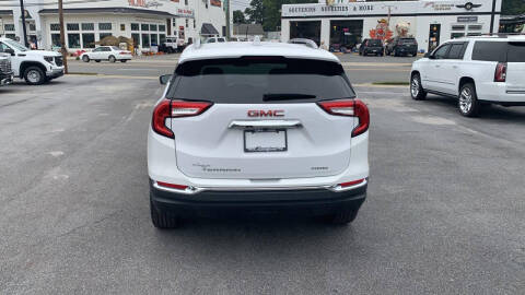 2023 GMC Terrain SLT