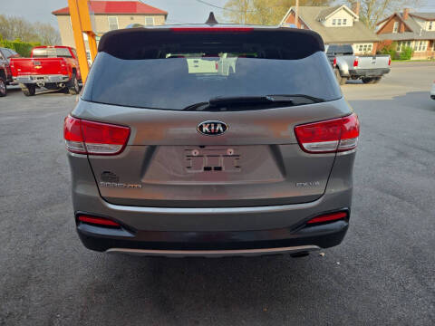 2017 Kia Sorento EX V6