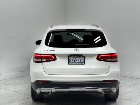 2017 Mercedes-Benz GLC GLC 300