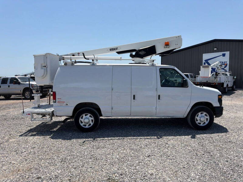 2013 Ford E-Series E-350 SD