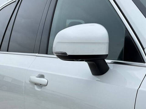 2025 Volvo XC90 T8 Plus Bright Theme 7P