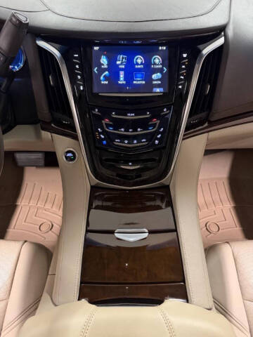 2017 Cadillac Escalade ESV Premium Luxury