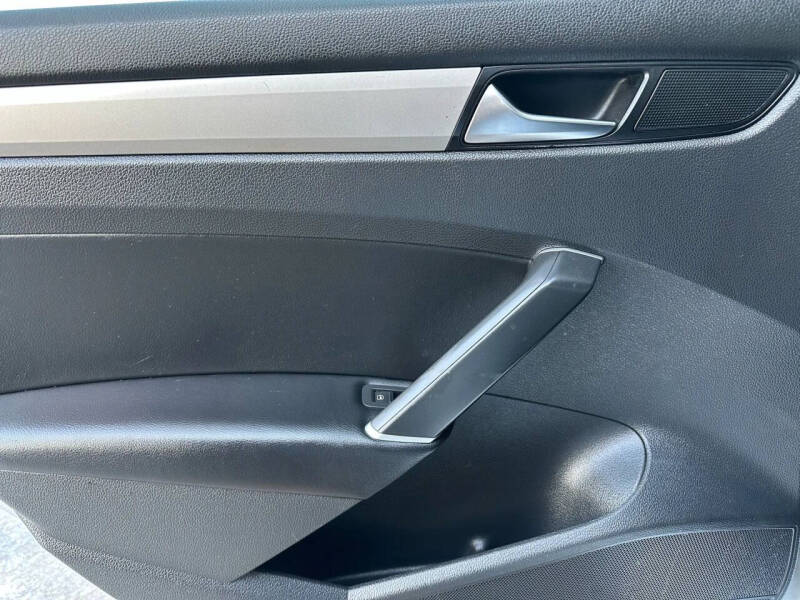 2020 Volkswagen Passat SE