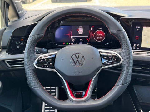 2024 Volkswagen Golf GTI Autobahn