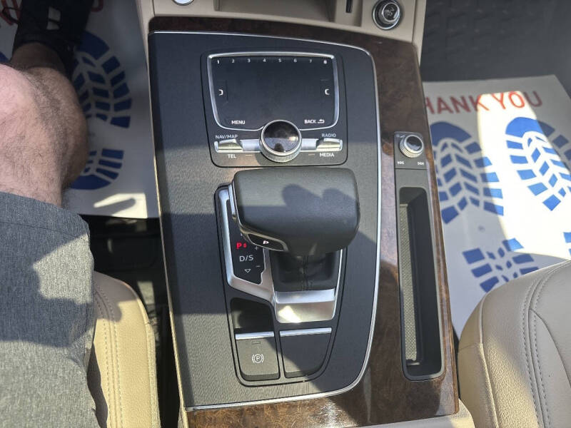 2018 Audi Q5 2.0T quattro Premium Plus