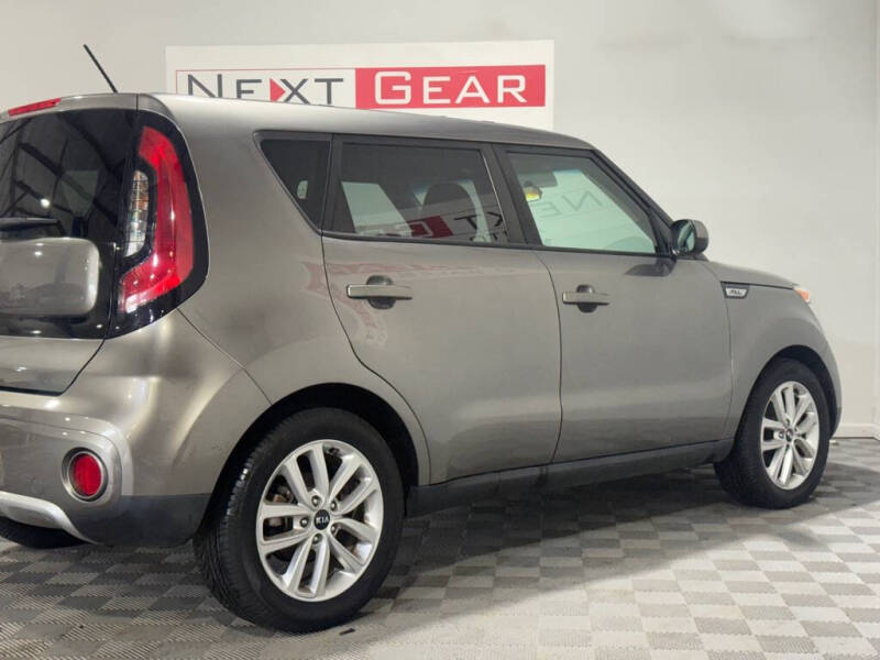 2017 Kia Soul +