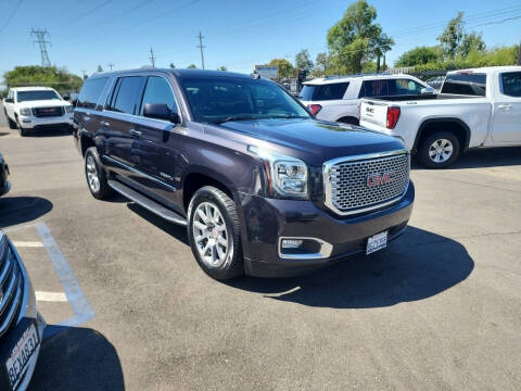 2017 GMC Yukon XL Denali
