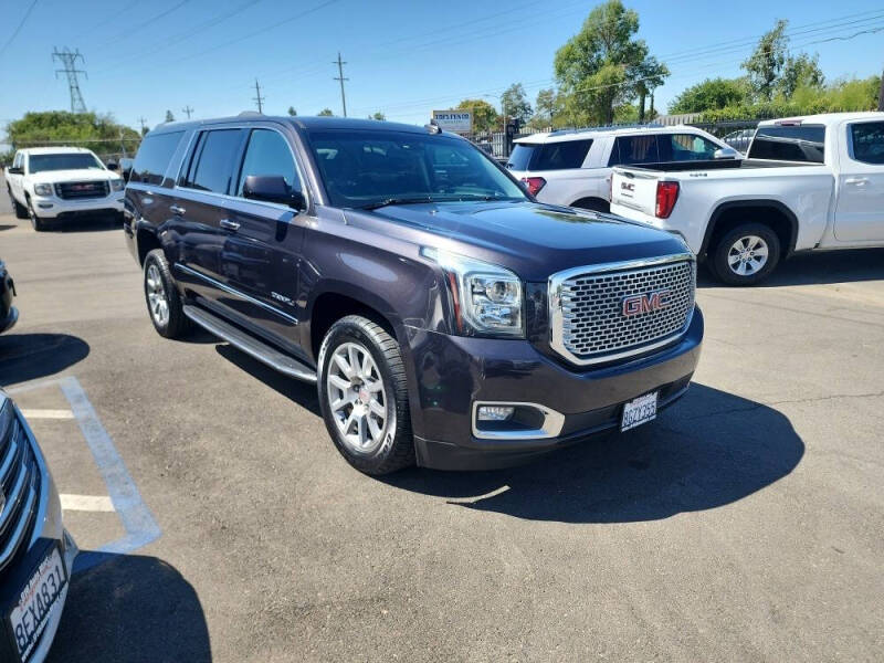 2017 GMC Yukon XL Denali