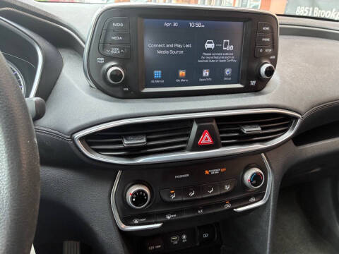 2019 Hyundai Santa Fe SE 2.4L