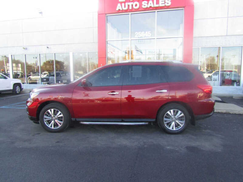 2020 Nissan Pathfinder SL