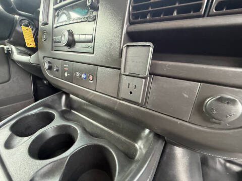 2021 GMC Savana 2500