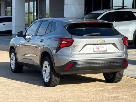 2024 Chevrolet Trax LS