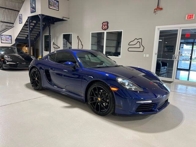 2024 Porsche 718 Cayman Style Edition