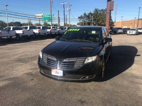 2018 Lincoln MKT Town Car for sale at Texas Auto Sales in San Antonio TX