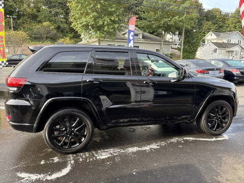 2017 Jeep Grand Cherokee Altitude