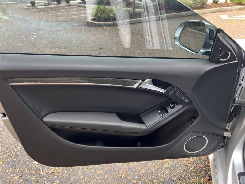 2009 Audi S5 quattro