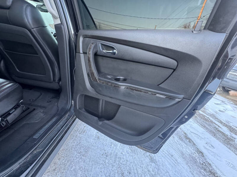 2011 GMC Acadia Denali