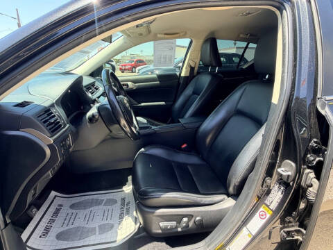 2017 Lexus CT 200h