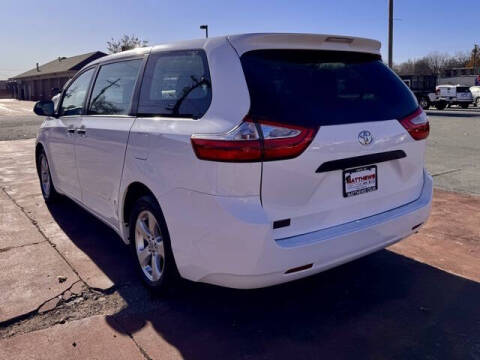 2017 Toyota Sienna L 7-Passenger