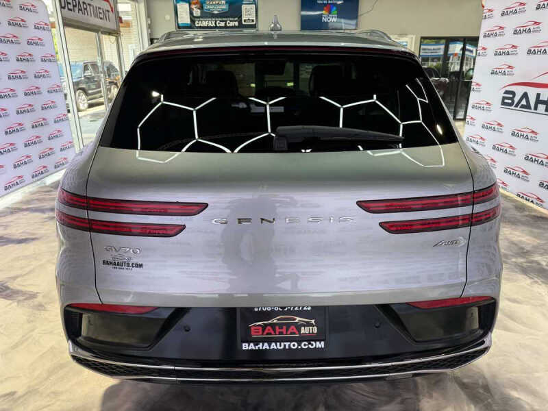 2026 Genesis GV70