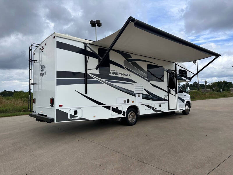 2022 Jayco Grayhawk 27, King Bed  Sleeps 6 , Gas Engine
