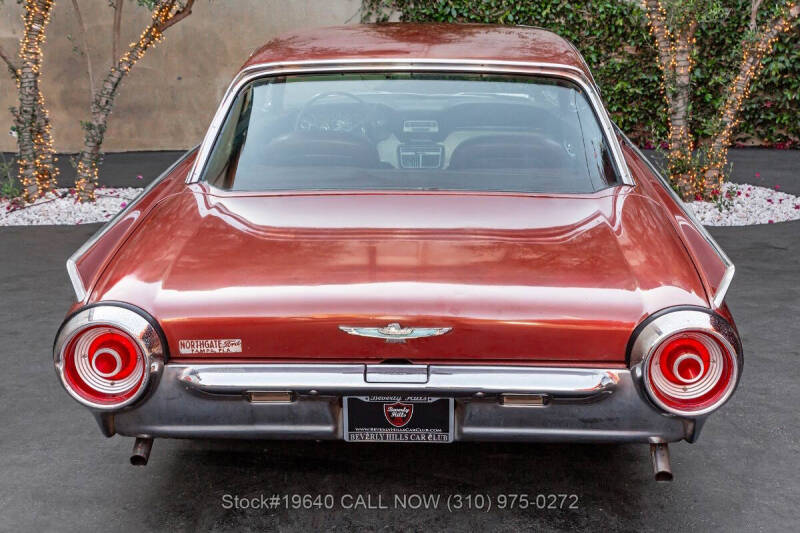 1962 Ford Thunderbird