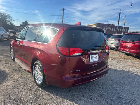 2017 Chrysler Pacifica Touring