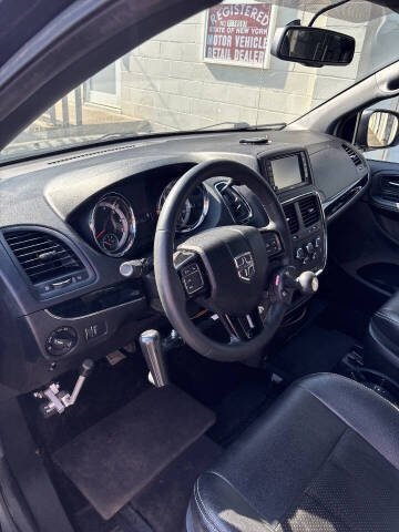 2015 Dodge Grand Caravan SXT Plus