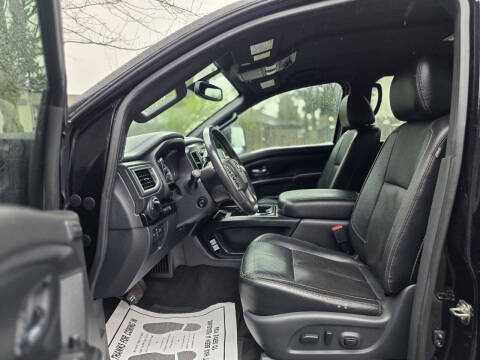 2018 Nissan Titan XD SL