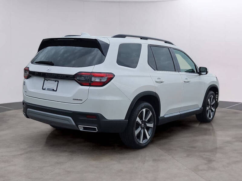 2024 Honda Pilot Touring